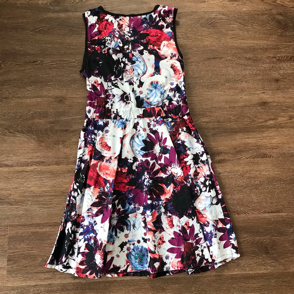 Watercolor Floral Dress - Picture 2 of 5